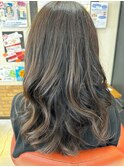 華やかパーマスタイル