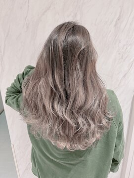 リー 京橋(Lee) 店長今里☆根元ブリーチしてシャドールーツ☆