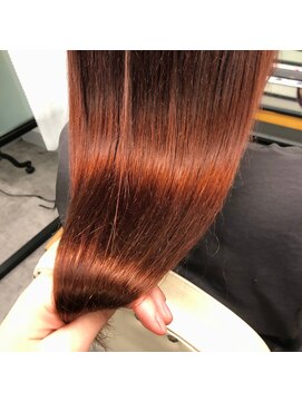 ナンバー アリア 三軒茶屋(N° aria) 《三軒茶屋 Aria》サロントリートメントでツヤ◎レッドオレンジ