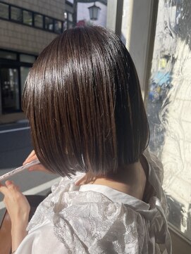 アミュレ(Amule) ブリーチ一回グレージュボブミニボブコンパクトボブ下北沢梅丘