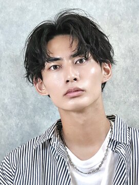 アーリー(Ali'i) ソフトツイストパーマ2wayアップバングツーブロックマッシュ