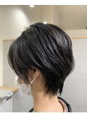 30代~大人ショートレイヤー 小顔、首元スッキリ