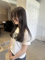 スリー(three.)&nbsp;【three.】流れる顔まわりレイヤー