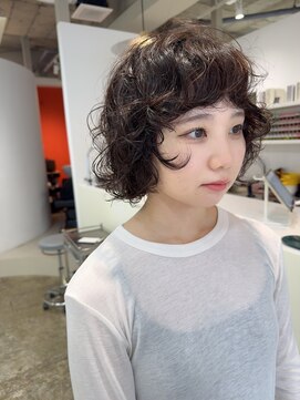 フィット ヒュー 千葉(fit hue) 黒髪/オリーブグレー/ココアベージュ/小顔/クラゲヘアー【千葉】