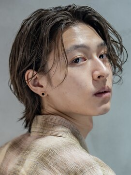 フィフス トウキョウ (fifth TOKYO) 渋谷ニュアンスパーマメンズカットセンターパートウルフマッシュ