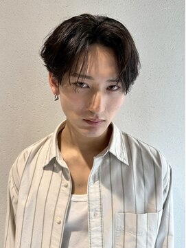 ファルベ(Farbe) サーフカール/刈り上げセンターパート/波巻きツイストスパイラル