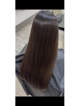 タイドヘアー(tide hair) 髪質改善ストレート（真っ直ぐにしすぎない)