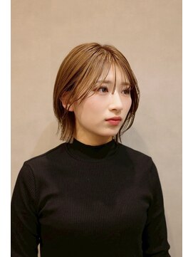 モネ 栄 久屋大通店(monet) ショートボブミルクティーベージュカラーダブルカラーハイトーン