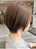 ショートボブ