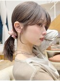 ミディアムレイヤーシャギーカットシースルーバング顔周りカット