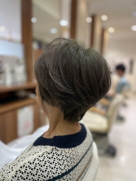 デフィ アオヤマ(defi AOYAMA) ヘナ×ショートスパで叶える大人ショート