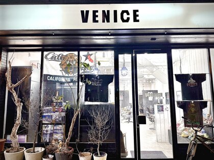 ベニス 船橋(VENICE)の写真
