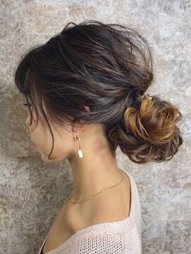 ゴリラビスケッツ(GORILLA BISCUITS) 首元綺麗！お呼ばれヘア　［桜木町/横浜/みなとみらい］