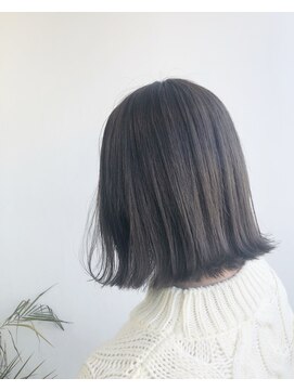 ヘアメイク オブジェ(hair make objet) コリアングレージュ 切りっぱなしボブ