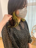 シーラス(cirrus)&nbsp;【mori担当】イヤリングカラー×ネオンライトグリーン20代/30代