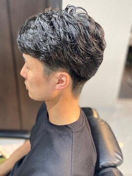 バーバーバー 四谷(BARBER-BAR) 大人のツーブロックスタイル