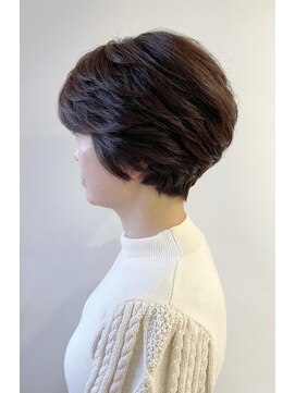 ハートボックス 四谷店(Heart box) クセ毛でも、収まり良くなるショートヘア