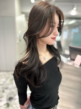 ジーナ 名駅(XENA.) 《xena/中島》色気のある顔周りカット×レイヤースタイル