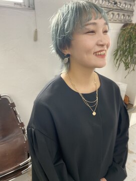 フィン(fin,) fin, ケアブリーチカラー/ハイトーン/ダブルカラー/パーマ/天神