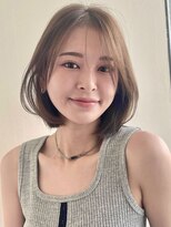 イヴォークトーキョーオーサカ(EVOKE TOKYO osaka)&nbsp;レイヤーボブ 小顔 似合わせ ベージュカラー 透明感 内巻き