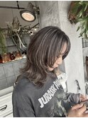 ウルフカット×ハイライトカラー