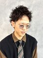 ボルジェ(Bolge) ツイストピンパーマ。毛先に動きがでてスタイリングもしやすい