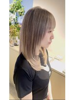 アン(un) レイヤーカット