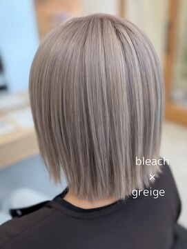 アース 若葉台店(EARTH) ブリーチベースを活かすグレージュカラー｜透明感を引き出す方法