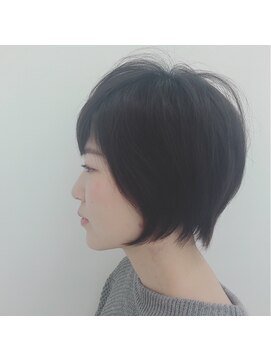 ヴォヤージュ ノシロ(VOYAGE NOSHIRO) サラツヤストレート×ショートボブ