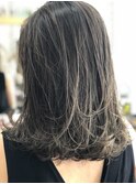 切りっぱなし ハイライトグレージュ