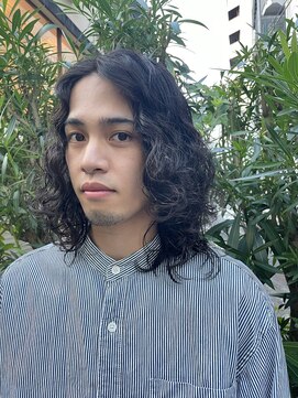 ガズル ハラジュク(GUZZLE HARAJUKU) 無造作スパイラルパーマ　メンズ