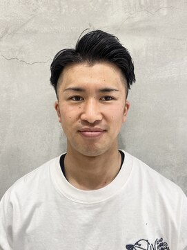 ウシワカマルエムティードット 富士宮店(USHIWAKAMARU MT.) ダンディかきあげヘア