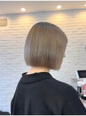 アッシュベージュ×ボブ