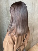 セル(CELL)&nbsp;スモーキーグレージュ　くすみカラー　セミロング
