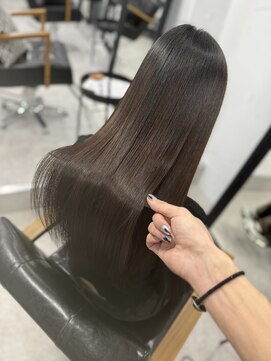 ダーツ(darts) darts_Ukyo/【髪質改善ストレートエステ】Before→After