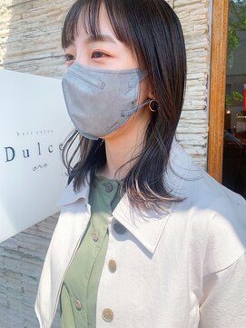 ドルセプラタ(Dulce plata) こなれベージュインナーカラー×似合わせカットミディアム