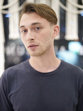 ビュートリアム 福岡(BEAUTRIUM) メンズ 清潔感up ナチュラルショート