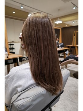 ビスポーク(BESPOKE) 透け感シアーカラーがかわいい◎王道ミルクティーカラー