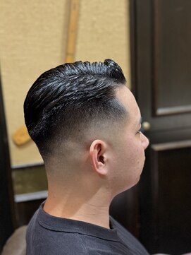 ヒロギンザバーバーショップ 大宮店(HIRO GINZA BARBER SHOP) 7:3ミドルスキンフェード/大宮/バーバー/メンズカット/与野
