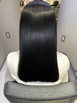 フォームフォローズファンクション 清澄白河(FORM FOLLOWS FUNCTION)&nbsp;上質な艶と柔らかさを、髪質から整える