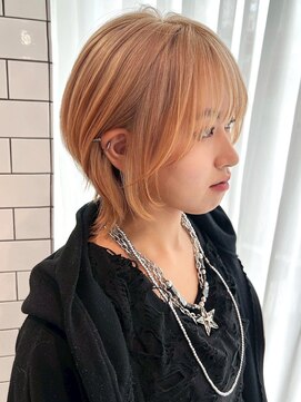 チャオ バイ ミチ(Chao by MICHI) 【ChaoMICHI yuika】ウルフカット オレンジーベージュ 顔周り