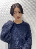 丸みショート前下がりボブセンターパートハンサムくびれ