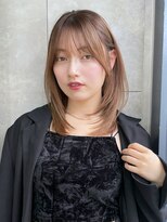 トルネード(TORNADO)&nbsp;面長ミディアムレイヤー ベージュブラウン M20251205