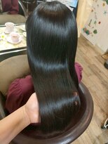 癒しの時間 オハナアンドマカニ(癒しの時間 ohana&makani)&nbsp;髪質改善白髪もうる艶大人女性の美髪ロング