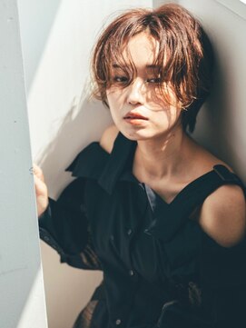 フィルムス 田町芝浦(FILMS) 黒髪/クラゲヘアー/オリーブグレー/小顔/ココアベージュ/田町