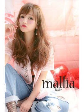 マーリャヘアー(mallia hair) レイヤーが入ったロングスタイル