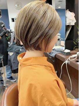 スリー(Th:ree) 大人可愛い20代30代40代丸みトくびれショート◎