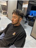 ツイストパーマ　ツイストスパイラルパーマ　金メッシュ　メンズ
