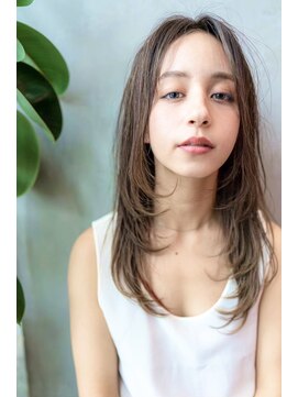 ケアリー 大日(Carelly) デザインカラー/レイヤーカット/ウェットヘア/オリーブベージュ