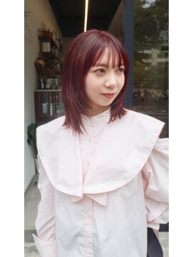 エヴリィ(every) ピンクヘアーミディアムレイヤー
